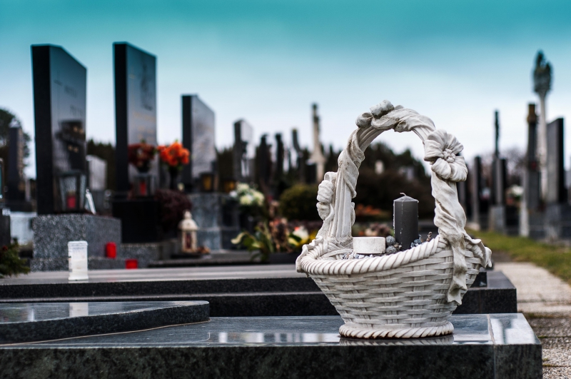 funeraire-BIOT-min_cemetery-1758349